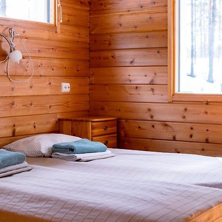 Petaejaekylae Villa Kuusamo Exteriör bild