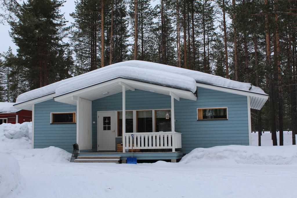 Petaejaekylae Villa Kuusamo Rum bild
