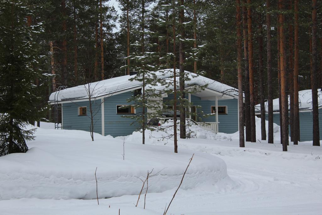 Petaejaekylae Villa Kuusamo Rum bild