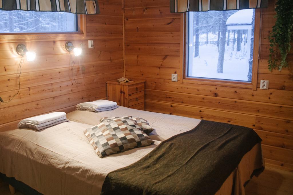 Petaejaekylae Villa Kuusamo Exteriör bild