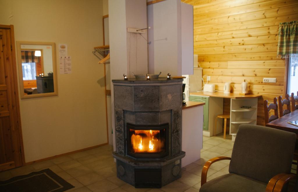 Petaejaekylae Villa Kuusamo Exteriör bild