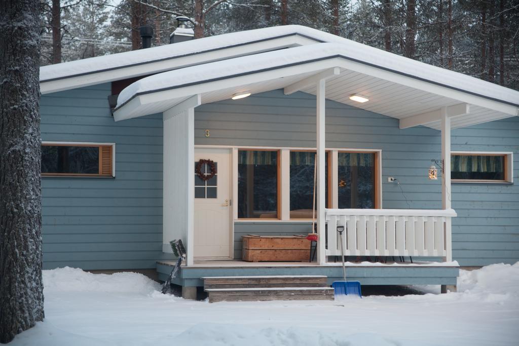 Petaejaekylae Villa Kuusamo Rum bild
